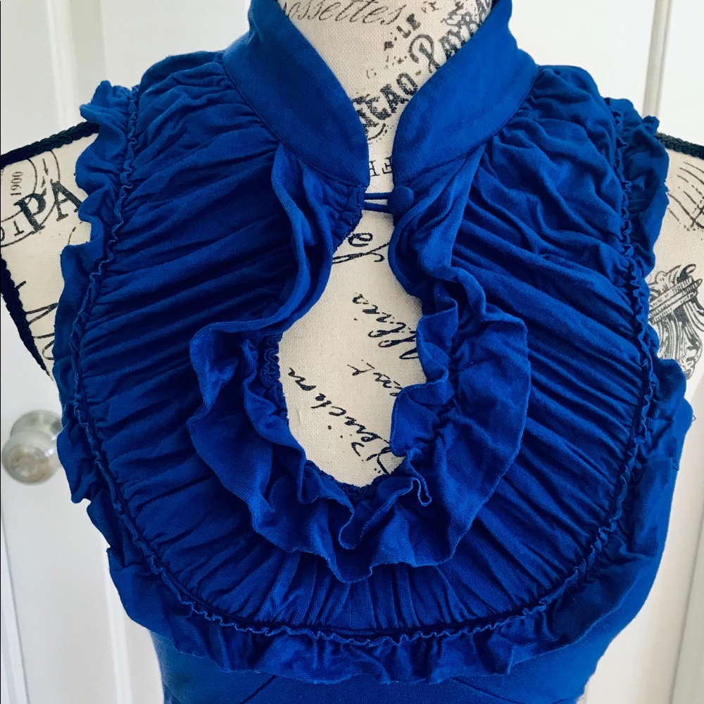 ✨Arden B✨Sleeveless Ruffled Top✨ - Picture 3 of 7